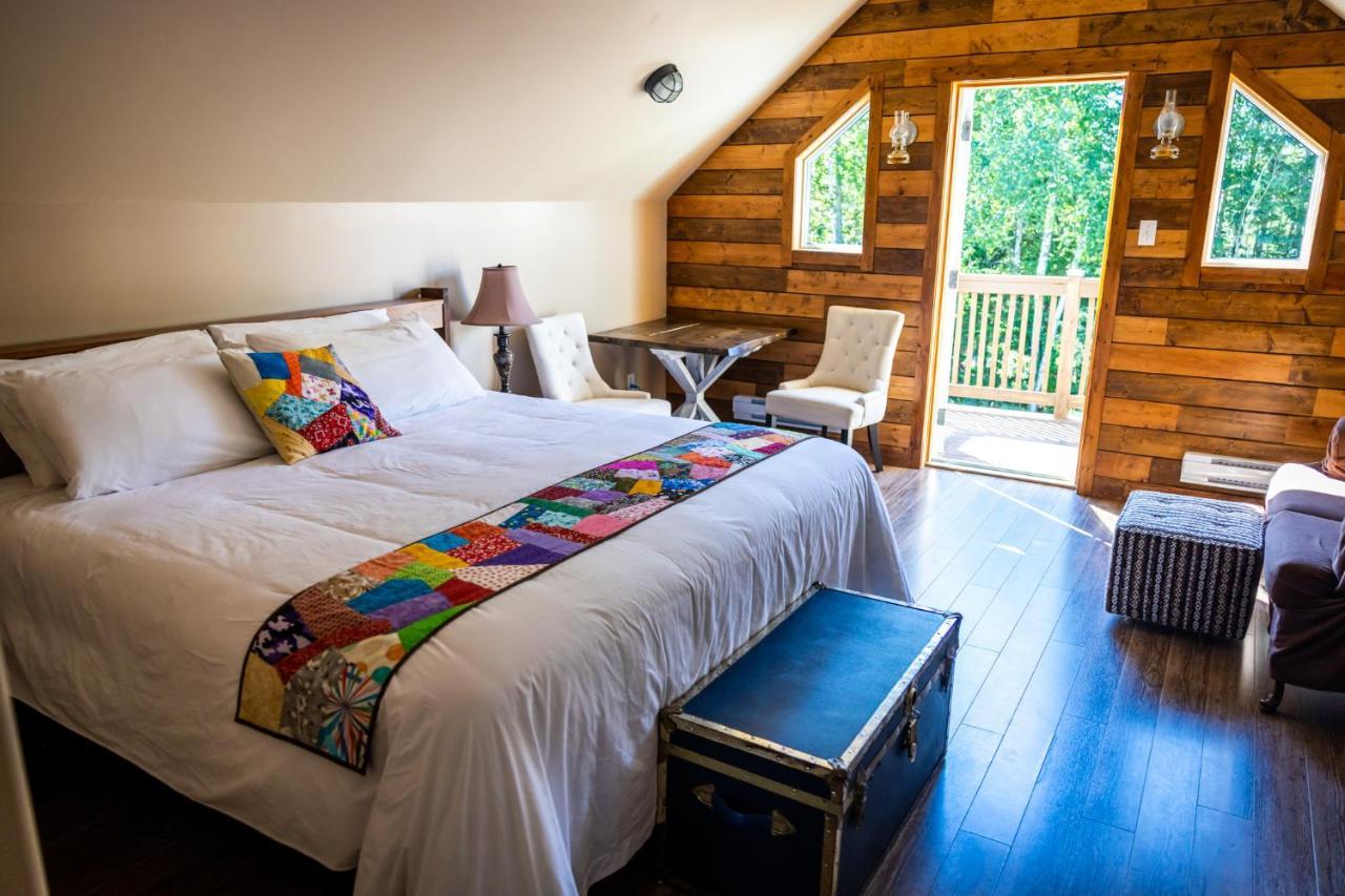 Upper Humber Settlement Bed & Breakfast Cormack Eksteriør bilde